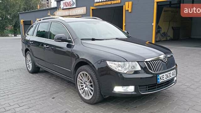 Черный Шкода Суперб, объемом двигателя 1.4 л и пробегом 264 тыс. км за 9700 $, фото 1 на Automoto.ua