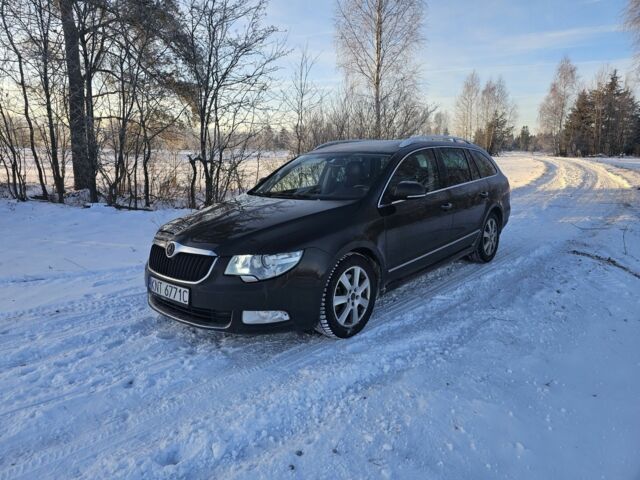 Чорний Шкода Суперб, об'ємом двигуна 2 л та пробігом 277 тис. км за 3300 $, фото 1 на Automoto.ua