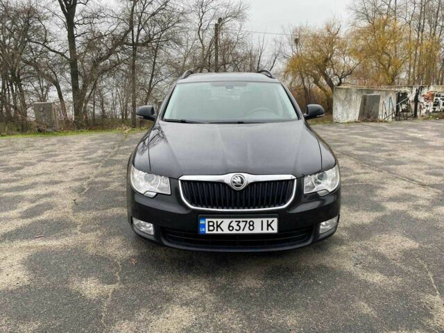 Черный Шкода Суперб, объемом двигателя 1.6 л и пробегом 298 тыс. км за 8100 $, фото 1 на Automoto.ua