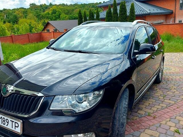 Чорний Шкода Суперб, об'ємом двигуна 1.6 л та пробігом 301 тис. км за 8200 $, фото 1 на Automoto.ua