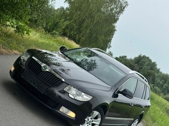 Чорний Шкода Суперб, об'ємом двигуна 1.6 л та пробігом 332 тис. км за 7800 $, фото 1 на Automoto.ua