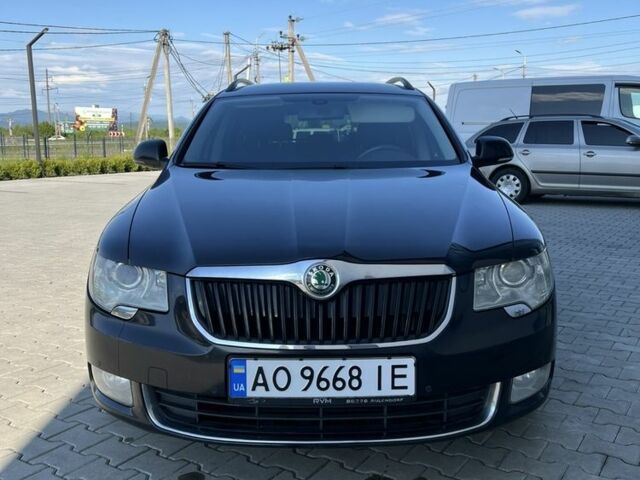 Чорний Шкода Суперб, об'ємом двигуна 2 л та пробігом 300 тис. км за 10400 $, фото 1 на Automoto.ua