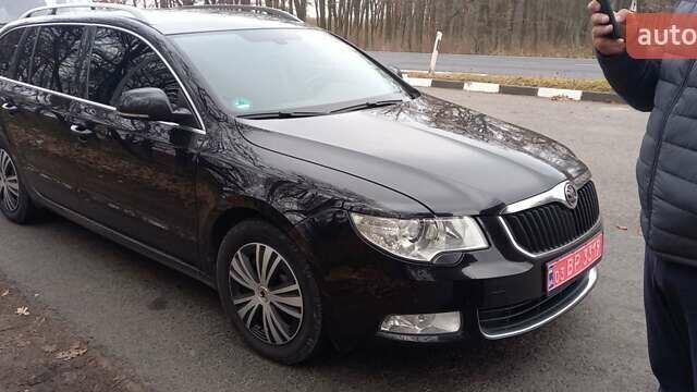 Черный Шкода Суперб, объемом двигателя 2 л и пробегом 240 тыс. км за 10900 $, фото 1 на Automoto.ua