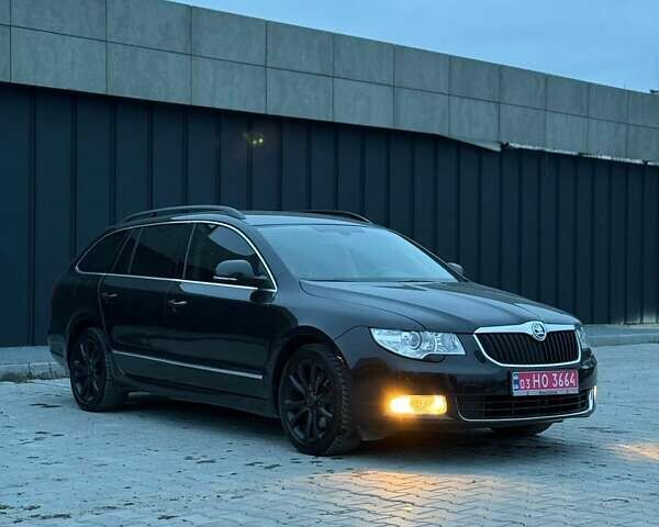 Черный Шкода Суперб, объемом двигателя 2 л и пробегом 278 тыс. км за 11700 $, фото 1 на Automoto.ua