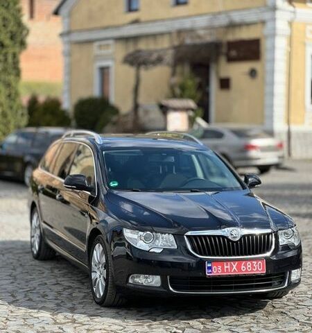 Чорний Шкода Суперб, об'ємом двигуна 2 л та пробігом 276 тис. км за 11800 $, фото 1 на Automoto.ua