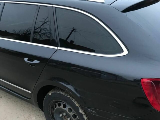 Черный Шкода Суперб, объемом двигателя 2 л и пробегом 350 тыс. км за 8000 $, фото 1 на Automoto.ua