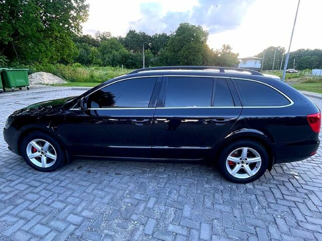 Черный Шкода Суперб, объемом двигателя 2 л и пробегом 256 тыс. км за 11700 $, фото 1 на Automoto.ua