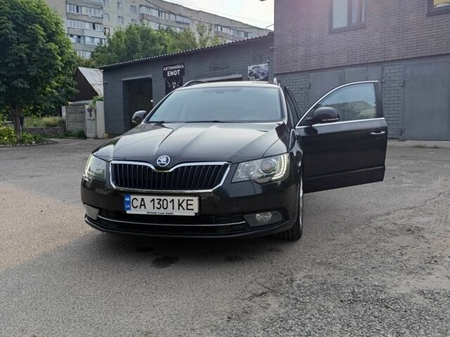 Чорний Шкода Суперб, об'ємом двигуна 2 л та пробігом 265 тис. км за 10500 $, фото 1 на Automoto.ua