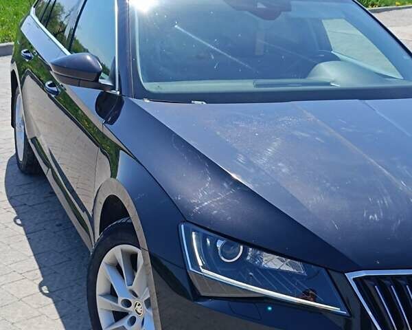 Черный Шкода Суперб, объемом двигателя 2 л и пробегом 180 тыс. км за 15500 $, фото 1 на Automoto.ua