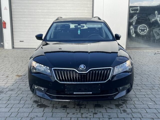 Черный Шкода Суперб, объемом двигателя 1.6 л и пробегом 180 тыс. км за 11800 $, фото 1 на Automoto.ua