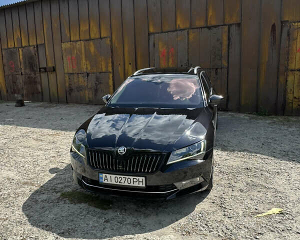 Черный Шкода Суперб, объемом двигателя 1.97 л и пробегом 255 тыс. км за 17999 $, фото 1 на Automoto.ua