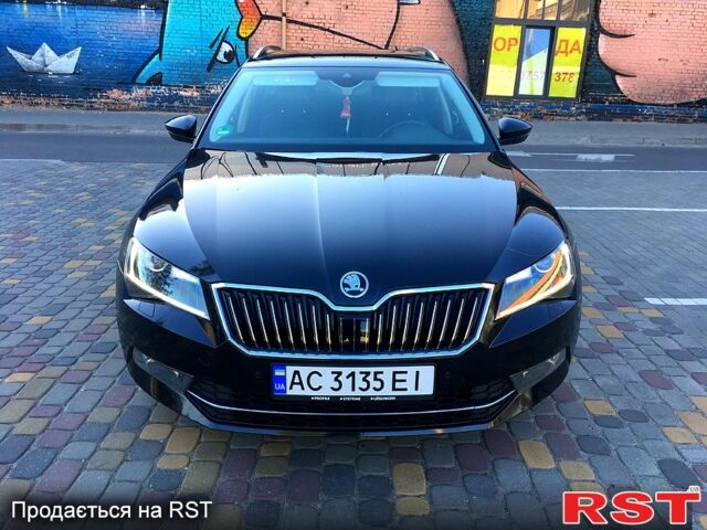 Черный Шкода Суперб, объемом двигателя 2 л и пробегом 295 тыс. км за 16700 $, фото 1 на Automoto.ua