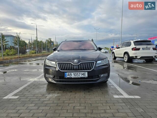 Черный Шкода Суперб, объемом двигателя 2 л и пробегом 213 тыс. км за 18800 $, фото 1 на Automoto.ua