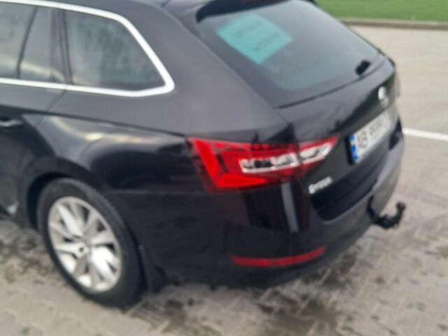 Черный Шкода Суперб, объемом двигателя 2 л и пробегом 290 тыс. км за 435 $, фото 1 на Automoto.ua