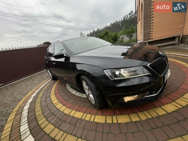 Черный Шкода Суперб, объемом двигателя 1.6 л и пробегом 50 тыс. км за 23000 $, фото 1 на Automoto.ua