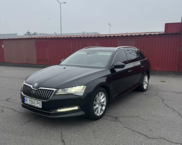 Черный Шкода Суперб, объемом двигателя 1.98 л и пробегом 223 тыс. км за 18900 $, фото 1 на Automoto.ua