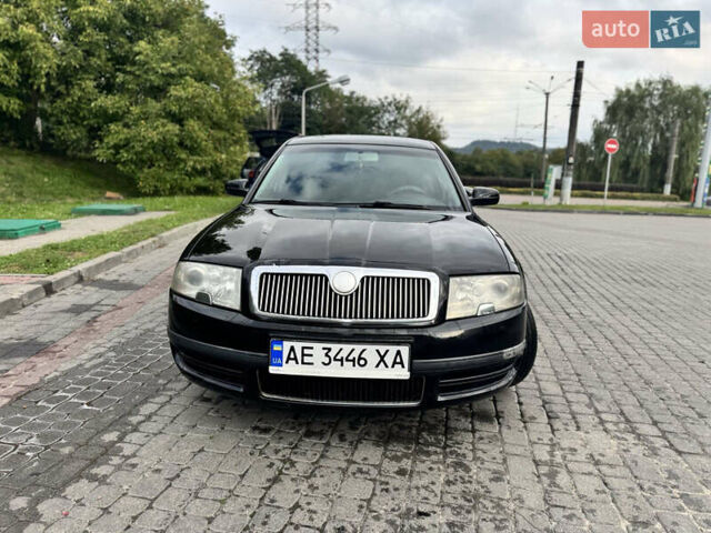 Черный Шкода Суперб, объемом двигателя 1.78 л и пробегом 210 тыс. км за 4200 $, фото 1 на Automoto.ua