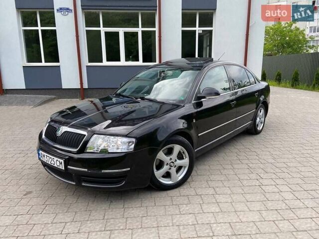 Черный Шкода Суперб, объемом двигателя 2.5 л и пробегом 289 тыс. км за 6300 $, фото 1 на Automoto.ua