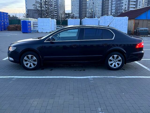 Черный Шкода Суперб, объемом двигателя 1.8 л и пробегом 305 тыс. км за 8000 $, фото 1 на Automoto.ua