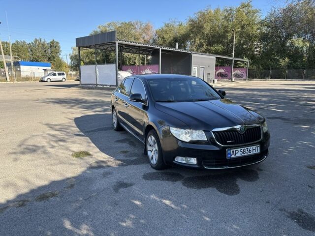 Чорний Шкода Суперб, об'ємом двигуна 2 л та пробігом 284 тис. км за 8987 $, фото 1 на Automoto.ua
