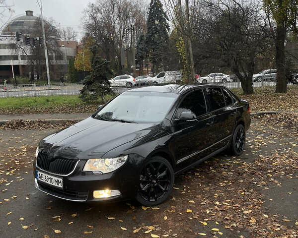 Черный Шкода Суперб, объемом двигателя 1.97 л и пробегом 299 тыс. км за 7250 $, фото 1 на Automoto.ua