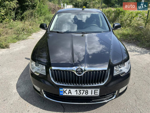 Черный Шкода Суперб, объемом двигателя 2 л и пробегом 312 тыс. км за 11500 $, фото 1 на Automoto.ua