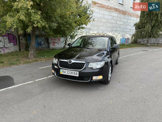 Черный Шкода Суперб, объемом двигателя 1.8 л и пробегом 276 тыс. км за 8500 $, фото 1 на Automoto.ua
