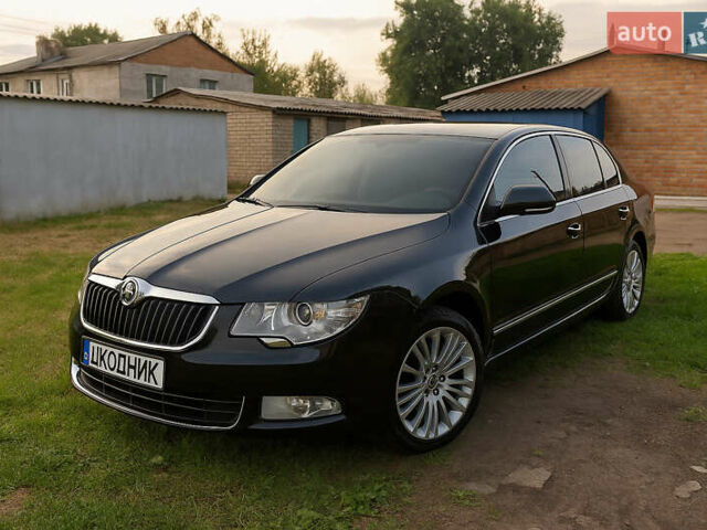 Шкода Суперб 2013 в Синельниковом на Automoto.ua Черный Шкода Суперб, объемом двигателя 2 л и пробегом 400 тыс. км за 11999 $, фото 1 на Automoto.ua
