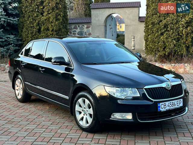 Черный Шкода Суперб, объемом двигателя 1.8 л и пробегом 223 тыс. км за 9250 $, фото 1 на Automoto.ua