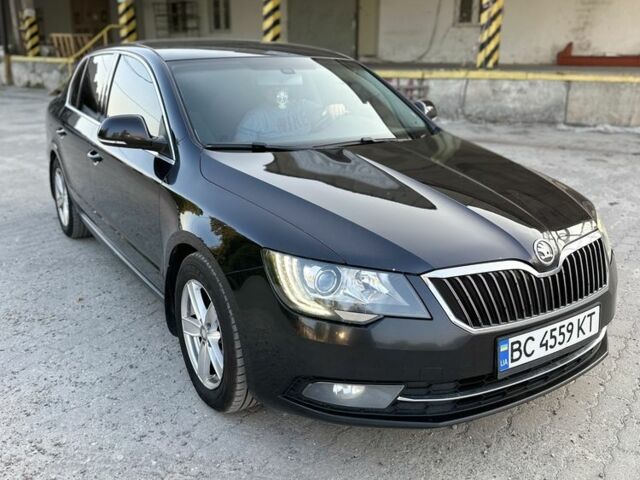 Черный Шкода Суперб, объемом двигателя 1.8 л и пробегом 350 тыс. км за 10000 $, фото 1 на Automoto.ua