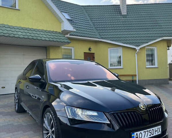 Чорний Шкода Суперб, об'ємом двигуна 1.97 л та пробігом 290 тис. км за 19300 $, фото 1 на Automoto.ua