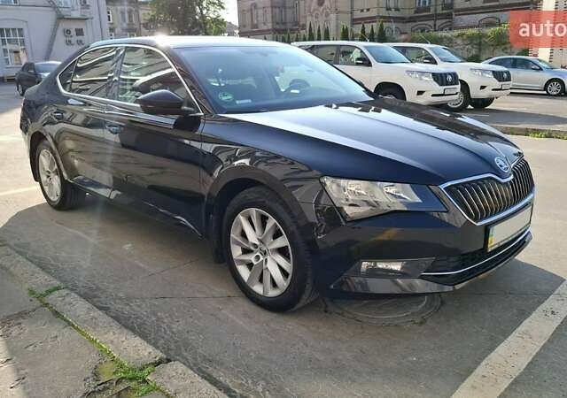 Черный Шкода Суперб, объемом двигателя 1.8 л и пробегом 190 тыс. км за 16300 $, фото 1 на Automoto.ua