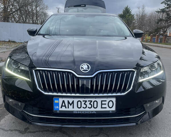 Шкода Суперб 2017 у Житомирі на Automoto.ua Чорний Шкода Суперб, об'ємом двигуна 1.97 л та пробігом 340 тис. км за 16800 $, фото 1 на Automoto.ua