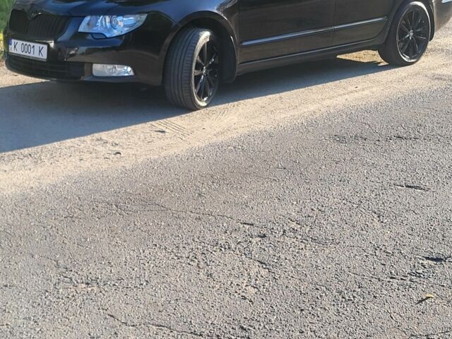 Коричневый Шкода Суперб, объемом двигателя 0 л и пробегом 290 тыс. км за 9900 $, фото 1 на Automoto.ua