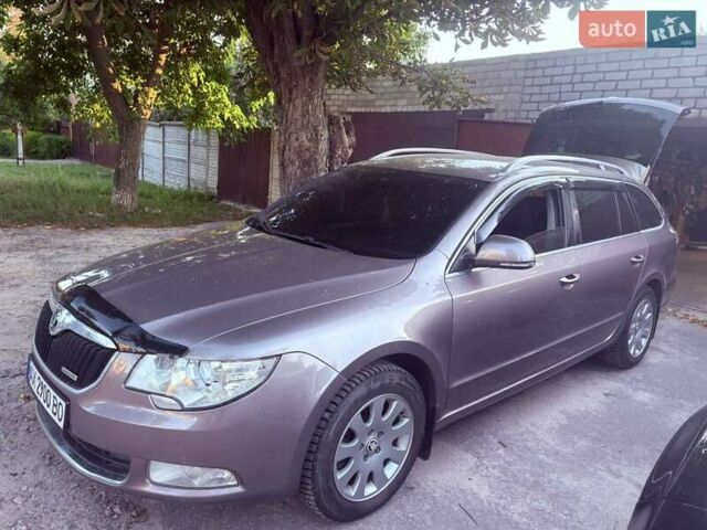 Коричневий Шкода Суперб, об'ємом двигуна 1.6 л та пробігом 205 тис. км за 9400 $, фото 1 на Automoto.ua