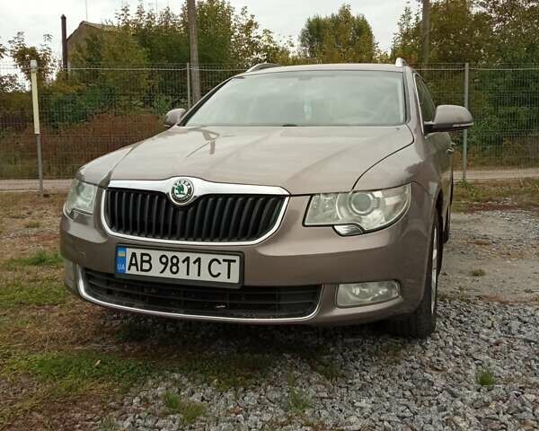 Коричневый Шкода Суперб, объемом двигателя 1.8 л и пробегом 288 тыс. км за 7950 $, фото 1 на Automoto.ua