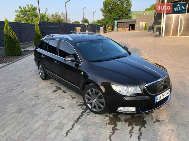 Коричневий Шкода Суперб, об'ємом двигуна 1.6 л та пробігом 258 тис. км за 8100 $, фото 1 на Automoto.ua