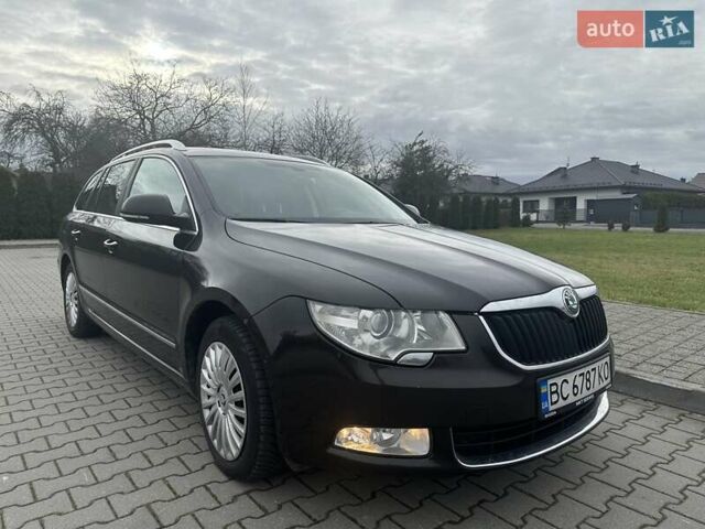 Коричневий Шкода Суперб, об'ємом двигуна 2 л та пробігом 305 тис. км за 12000 $, фото 1 на Automoto.ua