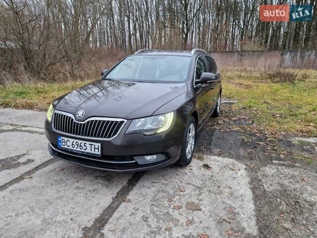Коричневый Шкода Суперб, объемом двигателя 1.6 л и пробегом 322 тыс. км за 10600 $, фото 1 на Automoto.ua