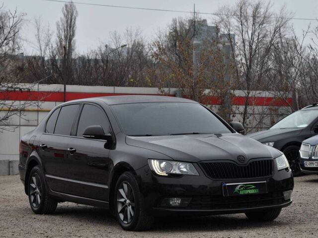 Коричневый Шкода Суперб, объемом двигателя 1.8 л и пробегом 219 тыс. км за 12500 $, фото 1 на Automoto.ua