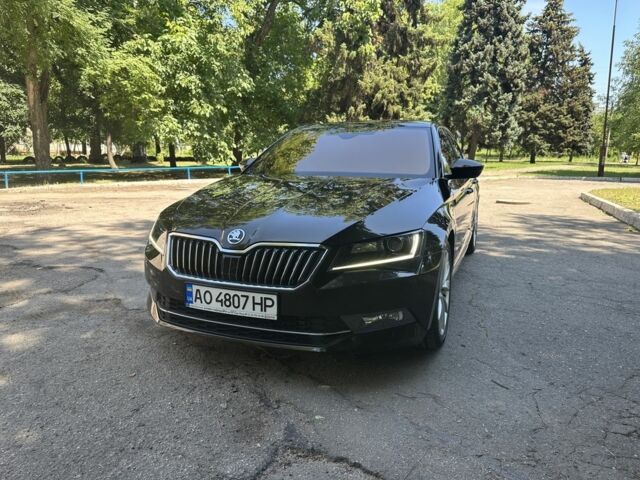 Коричневый Шкода Суперб, объемом двигателя 2 л и пробегом 242 тыс. км за 19900 $, фото 1 на Automoto.ua