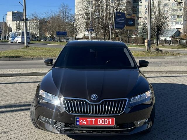 Коричневий Шкода Суперб, об'ємом двигуна 1.8 л та пробігом 230 тис. км за 15500 $, фото 1 на Automoto.ua