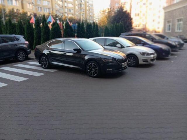 Коричневый Шкода Суперб, объемом двигателя 2 л и пробегом 231 тыс. км за 19200 $, фото 1 на Automoto.ua