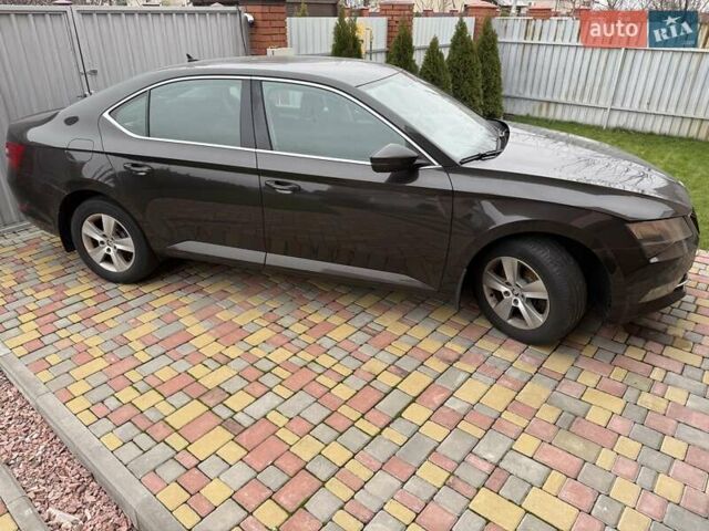 Коричневий Шкода Суперб, об'ємом двигуна 1.8 л та пробігом 116 тис. км за 17000 $, фото 1 на Automoto.ua