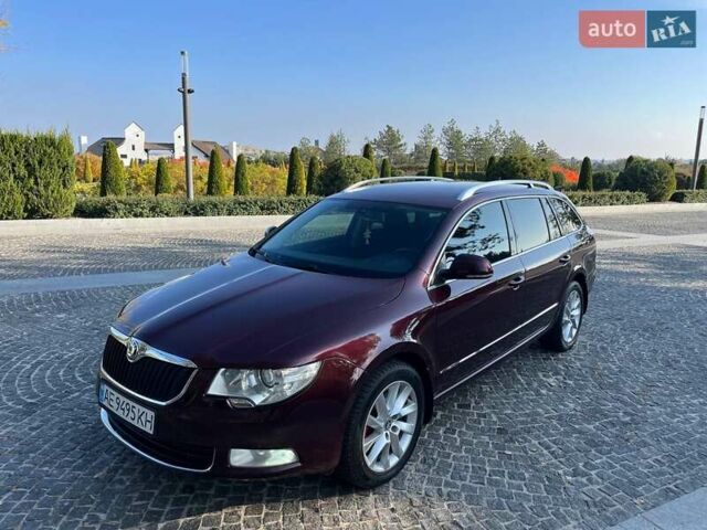 Червоний Шкода Суперб, об'ємом двигуна 1.97 л та пробігом 262 тис. км за 11600 $, фото 1 на Automoto.ua