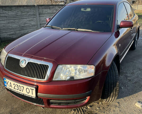 Красный Шкода Суперб, объемом двигателя 1.78 л и пробегом 97 тыс. км за 7500 $, фото 1 на Automoto.ua