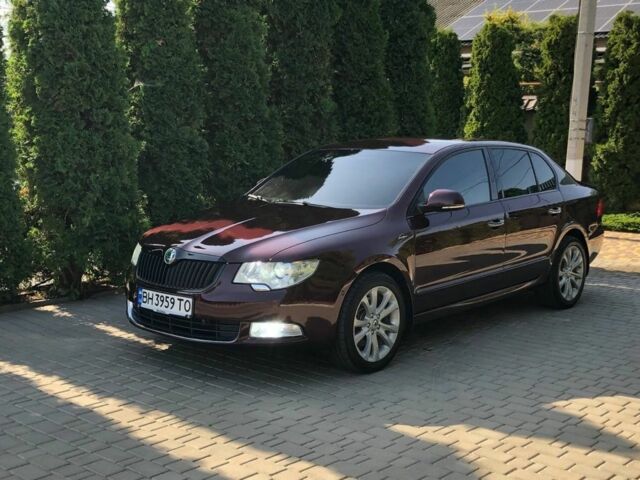 Красный Шкода Суперб, объемом двигателя 0 л и пробегом 286 тыс. км за 12200 $, фото 1 на Automoto.ua