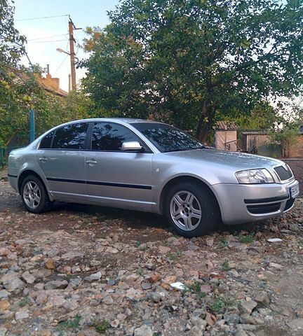 Шкода Суперб, объемом двигателя 2.5 л и пробегом 0 тыс. км за 4500 $, фото 1 на Automoto.ua