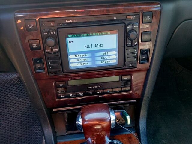 Шкода Суперб, объемом двигателя 2.5 л и пробегом 0 тыс. км за 1500 $, фото 1 на Automoto.ua