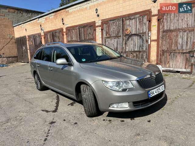 Шкода Суперб, об'ємом двигуна 2 л та пробігом 270 тис. км за 12100 $, фото 1 на Automoto.ua